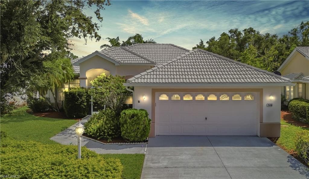 2690 Via Presidio NORTH FORT MYERS, FL 33917