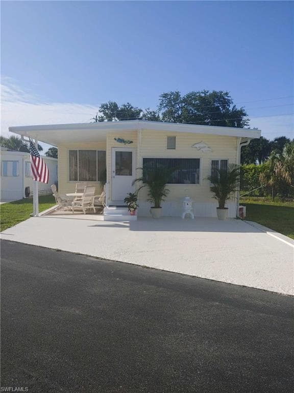 17 Jasper DR 17JR NAPLES, FL 34114