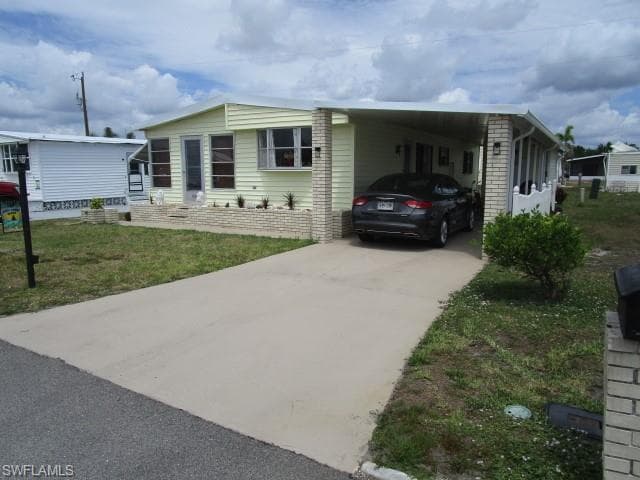 3317 Rainbow LN NORTH FORT MYERS, FL 33903