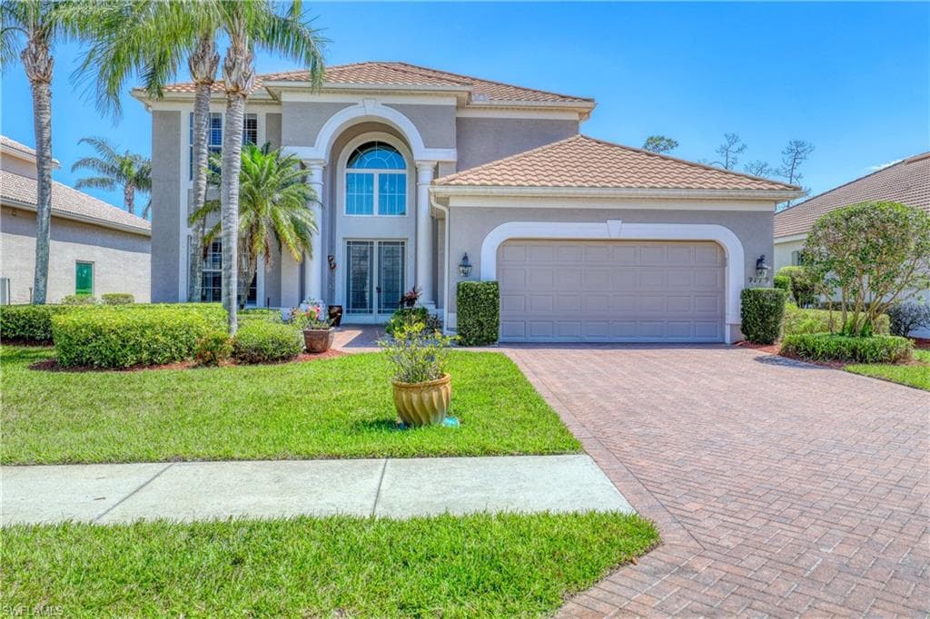 9119 Links DR FORT MYERS, FL 33913