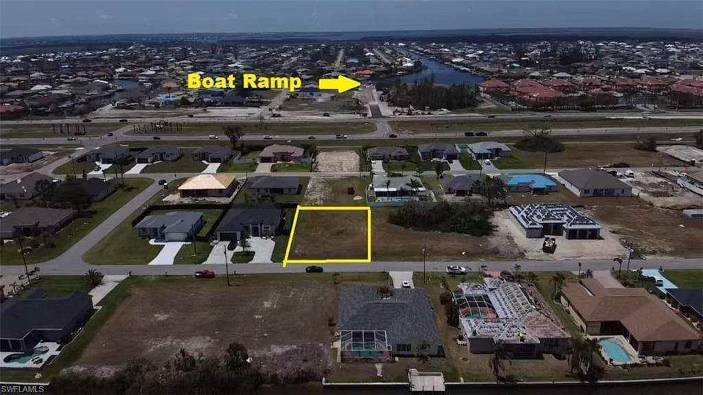 312 SW 31st AVE CAPE CORAL, FL 33991