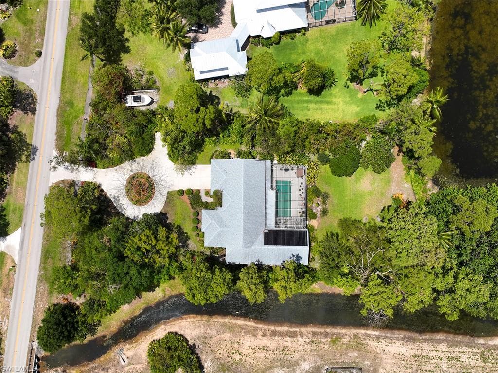 241 Carica RD NAPLES, FL 34108