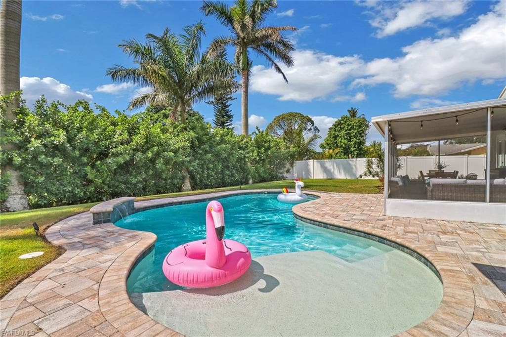 2680 Longboat DR NAPLES, FL 34104