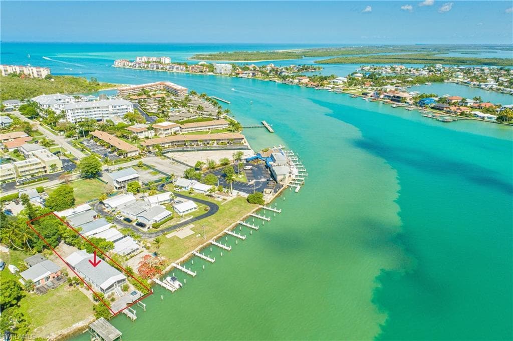 1145 Kerr CT MARCO ISLAND, FL 34145
