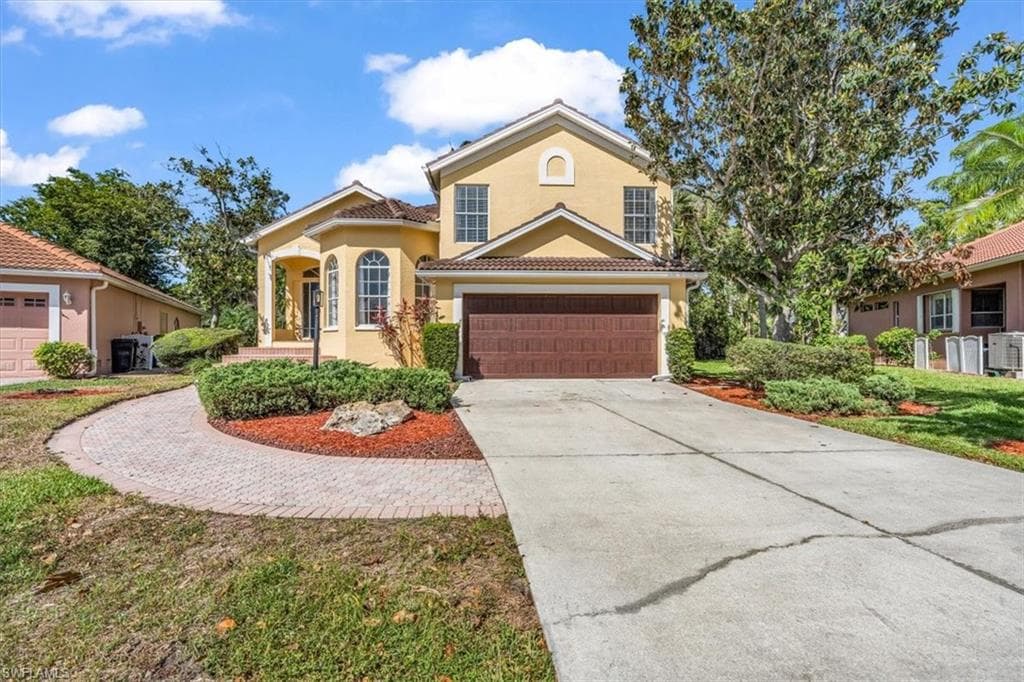 9881 Las Casas DR FORT MYERS, FL 33919