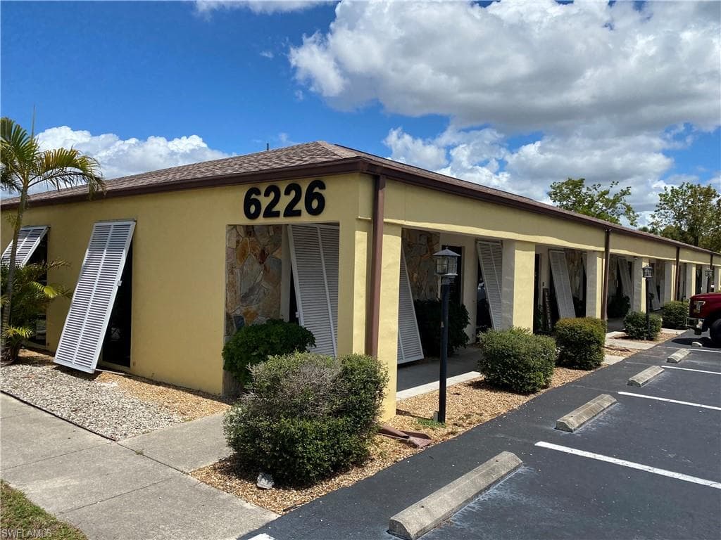 6226 Presidential CT C & F FORT MYERS, FL 33919