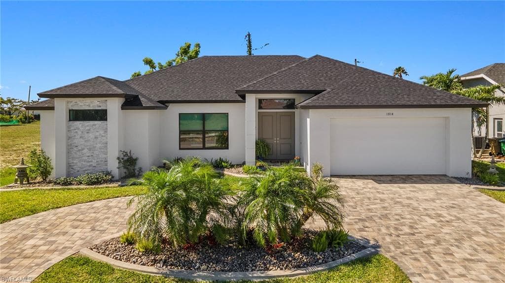 1914 Cape Coral PKWY W CAPE CORAL, FL 33914