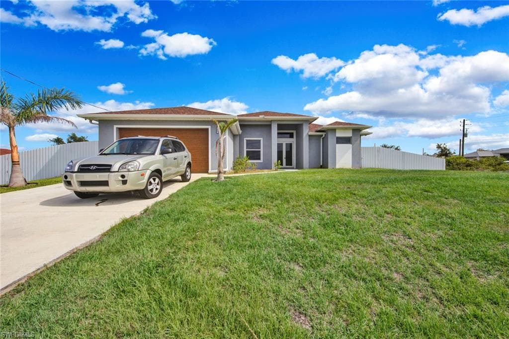 5402 7TH ST W LEHIGH ACRES, FL 33971