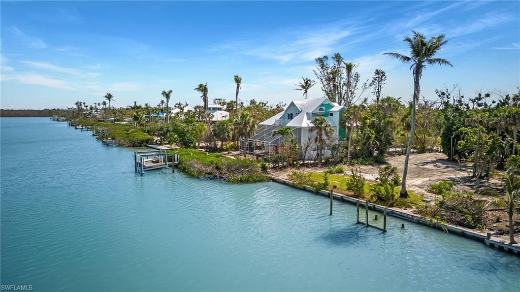 2563 Coconut DR SANIBEL, FL 33957