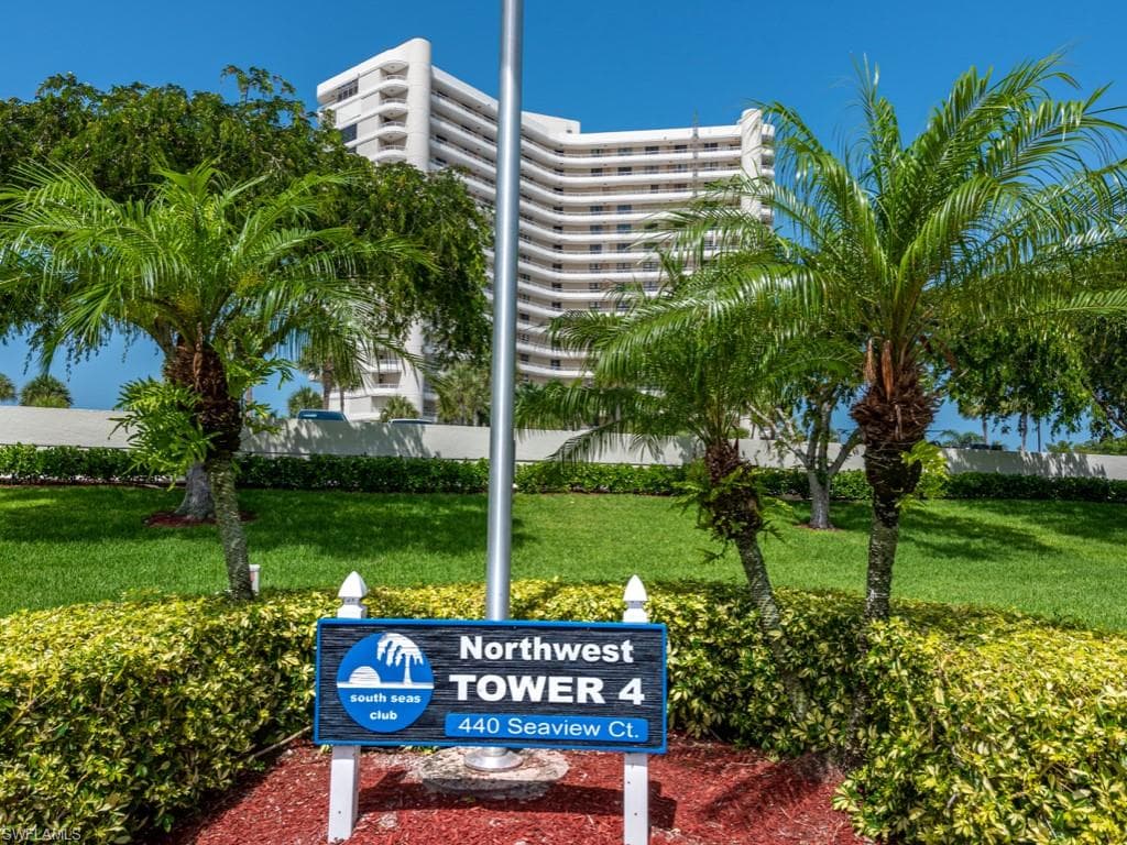 440 Seaview CT 1701 MARCO ISLAND, FL 34145