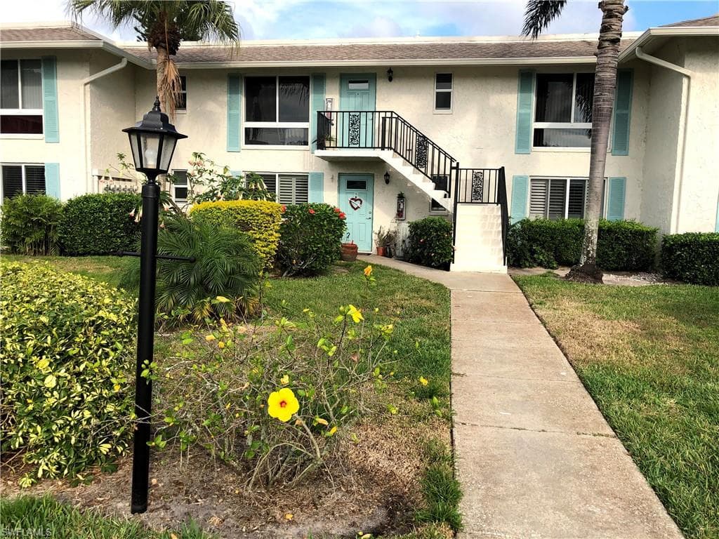 223 Palm DR 223-2 NAPLES, FL 34112