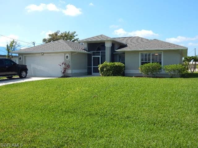 2204 SW 40th ST CAPE CORAL, FL 33914