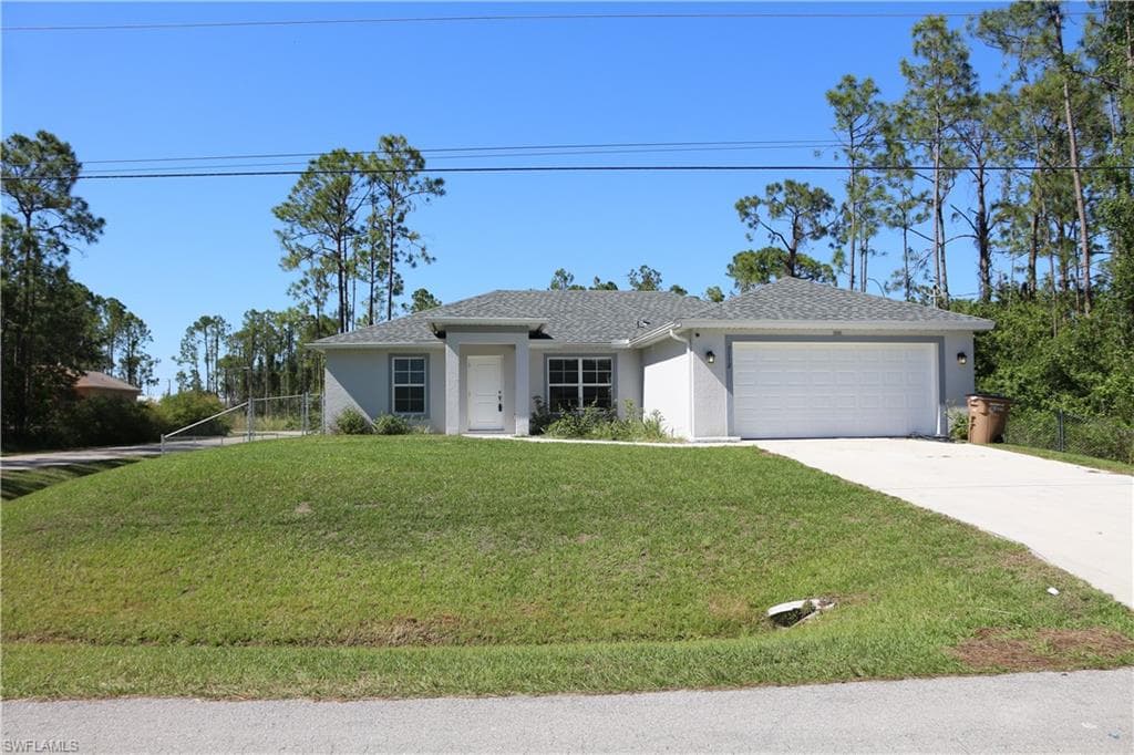 3112 20th ST W LEHIGH ACRES, FL 33971