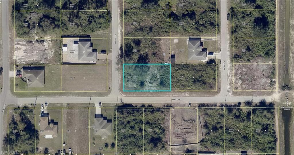 57 Sally AVE S LEHIGH ACRES, FL 33976
