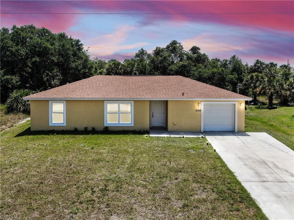 2069 Detroit DR LABELLE, FL 33935
