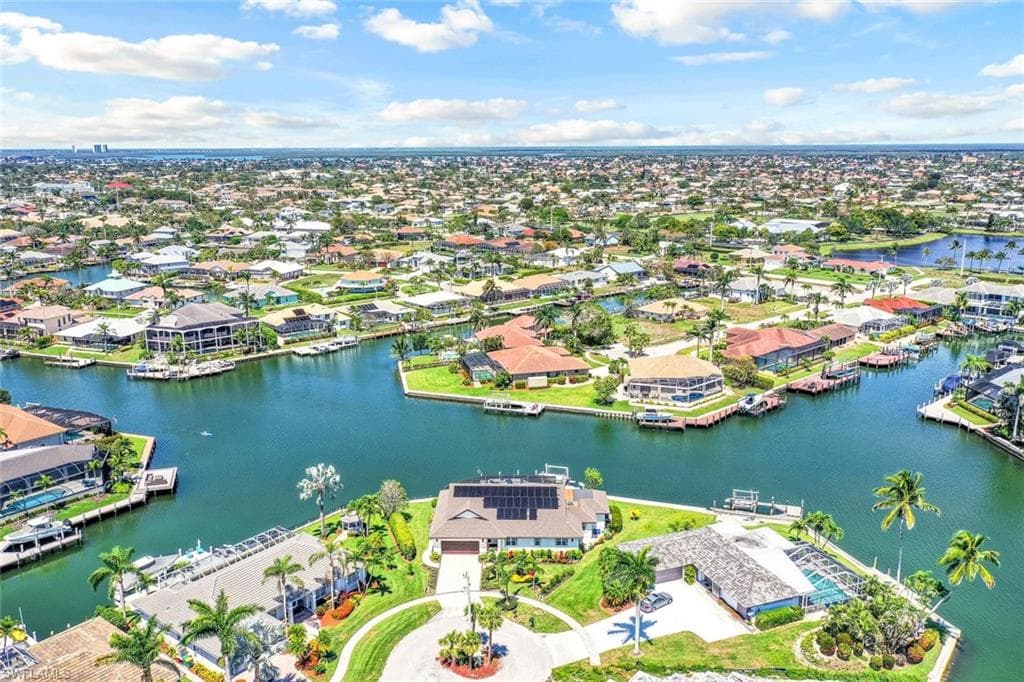 1236 Lamplighter CT MARCO ISLAND, FL 34145