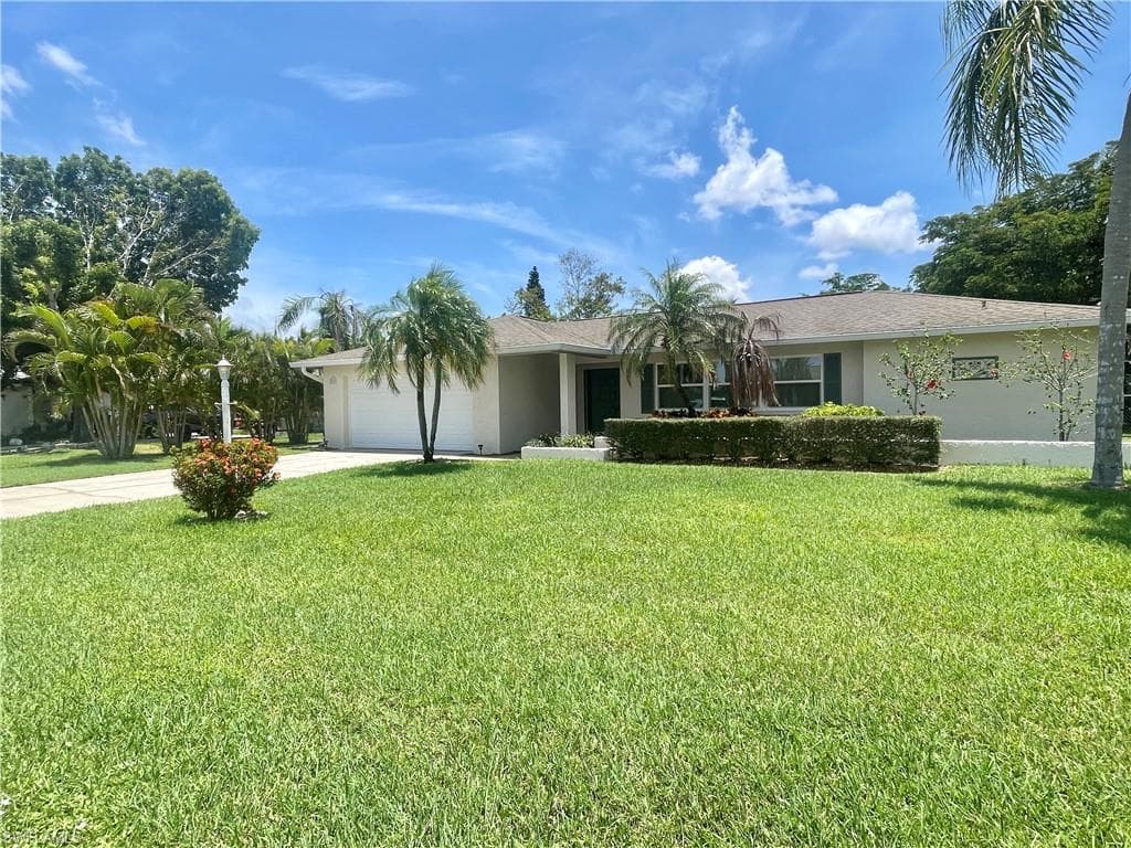5592 Cognac DR FORT MYERS, FL 33919