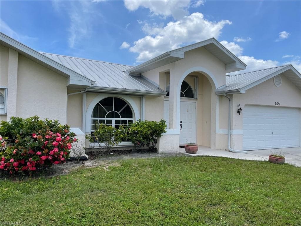 3651 Manatee DR ST. JAMES CITY, FL 33956