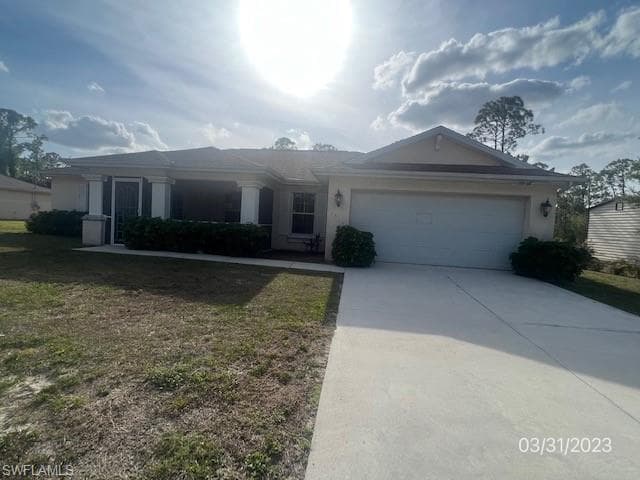 1513 Magnolia AVE LEHIGH ACRES, FL 33972