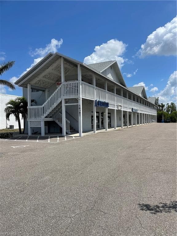 16387 TAMIAMI TRL FORT MYERS, FL 33908