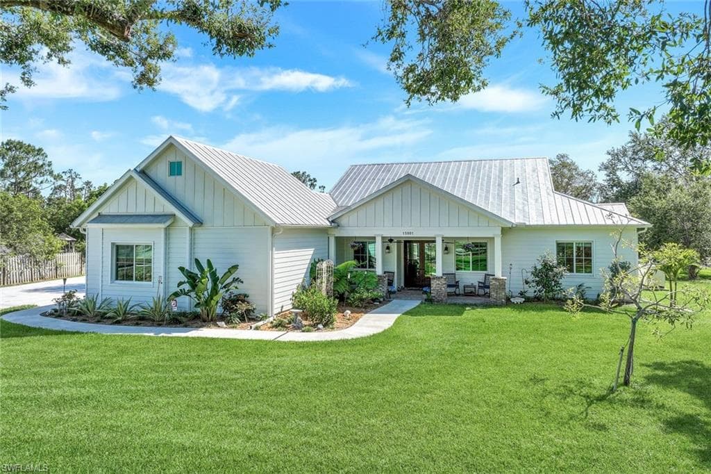 15991 Triple Crown CT FORT MYERS, FL 33912
