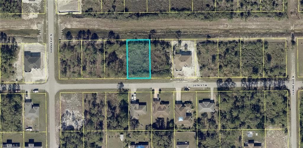 2712 20th ST W LEHIGH ACRES, FL 33971