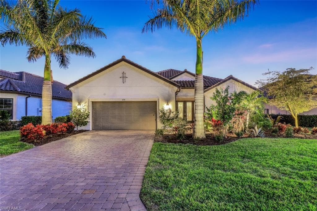 3274 Belon LN NAPLES, FL 34114