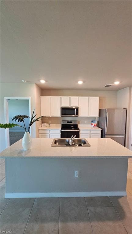 3167 Estancia LN CAPE CORAL, FL 33909