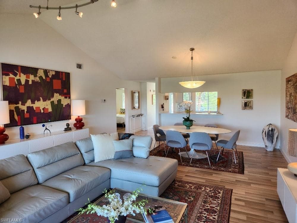 5960 Amherst DR B306 NAPLES, FL 34112