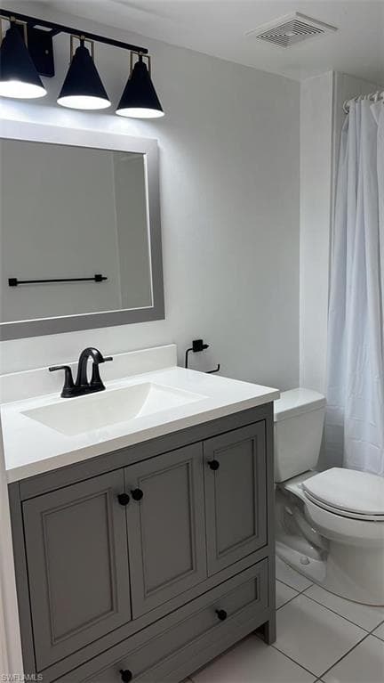 1160 Wildwood Lakes BLVD 9-107 NAPLES, FL 34104