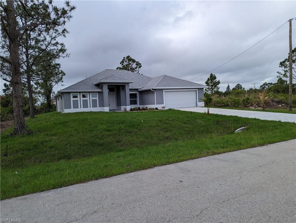 421 Cortez AVE LEHIGH ACRES, FL 33972