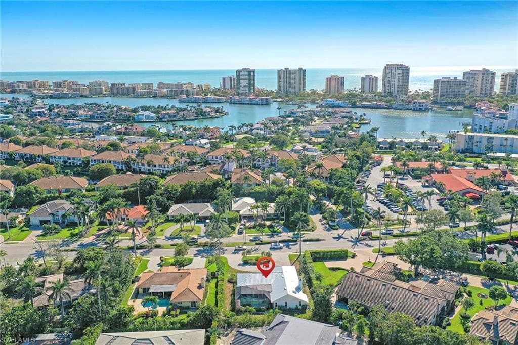 601 Park Shore DR NAPLES, FL 34103