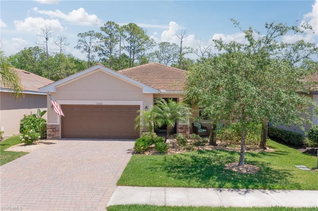 15732 Angelica DR ALVA, FL 33920