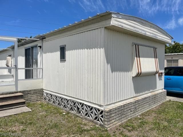 259 Poinsettia DR FORT MYERS, FL 33905