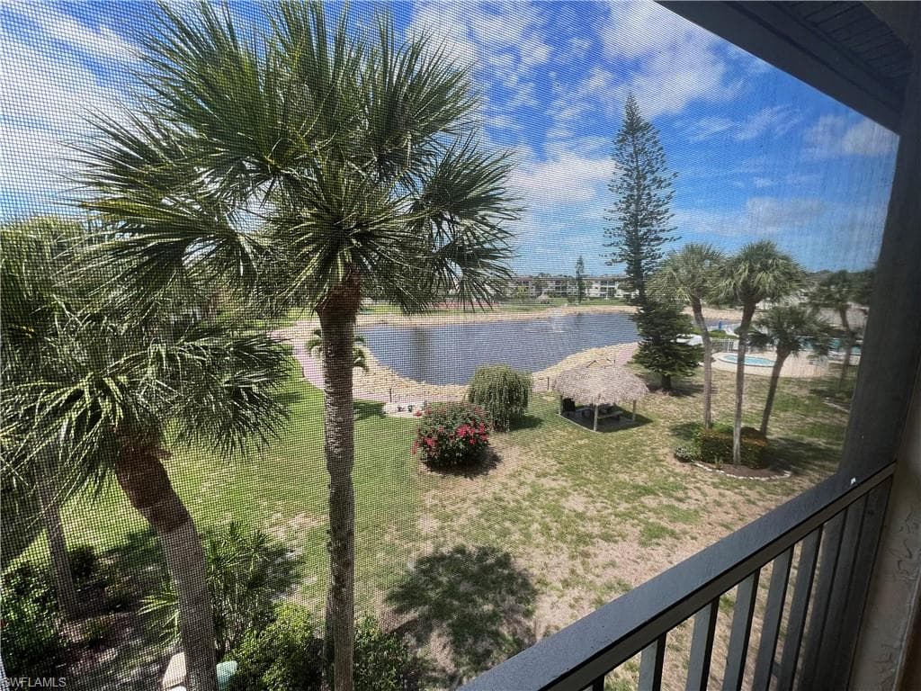 1024 Manatee RD C-301 NAPLES, FL 34114