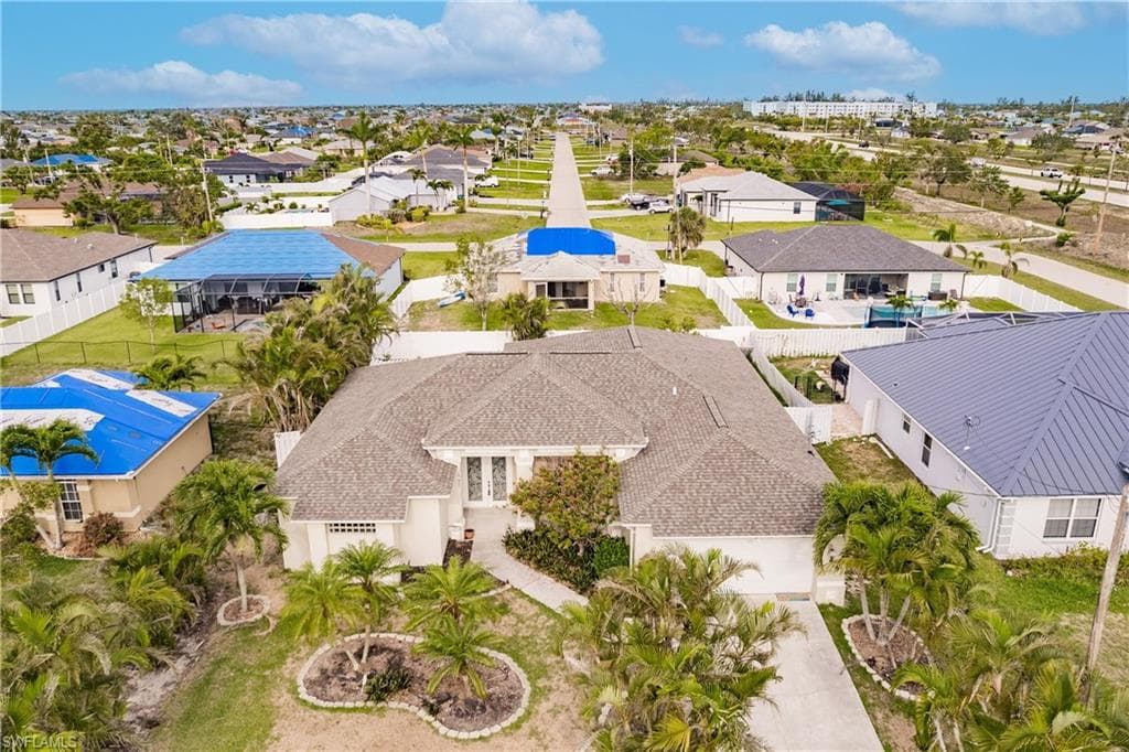 2500 SW 17th PL CAPE CORAL, FL 33914