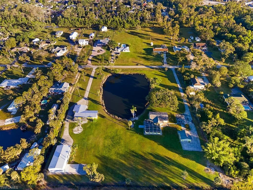 5332 Myrtle LN NAPLES, FL 34113