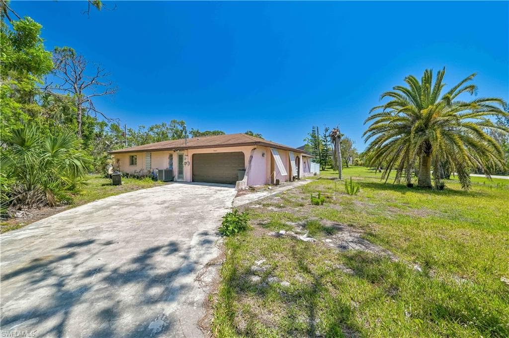 18365 Creek DR FORT MYERS, FL 33908