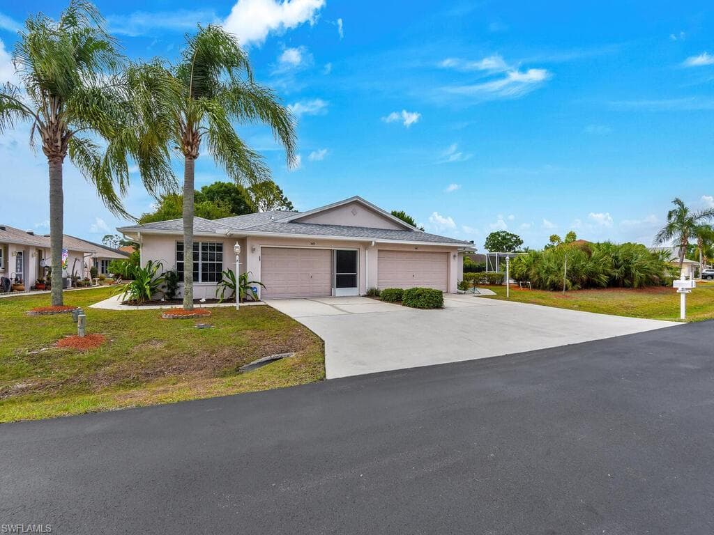 545 Bethany Village CIR LEHIGH ACRES, FL 33936