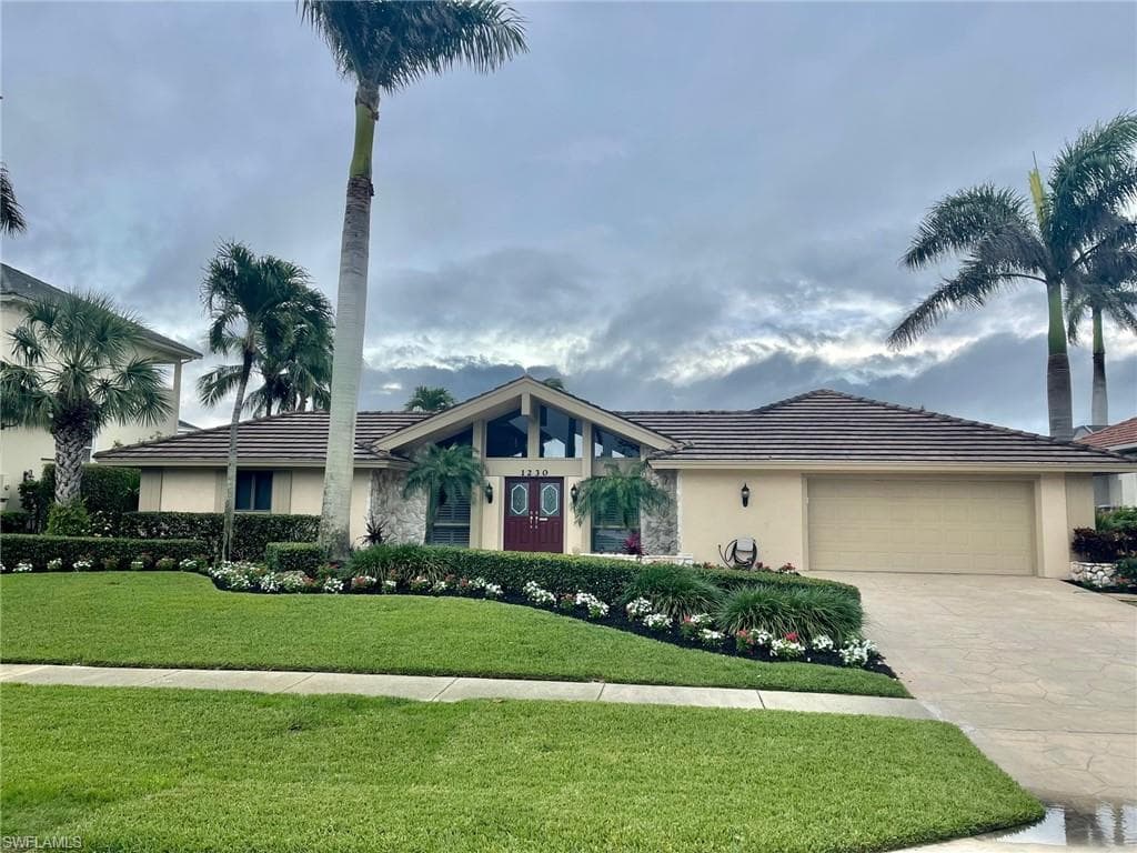 1230 Ember CT MARCO ISLAND, FL 34145