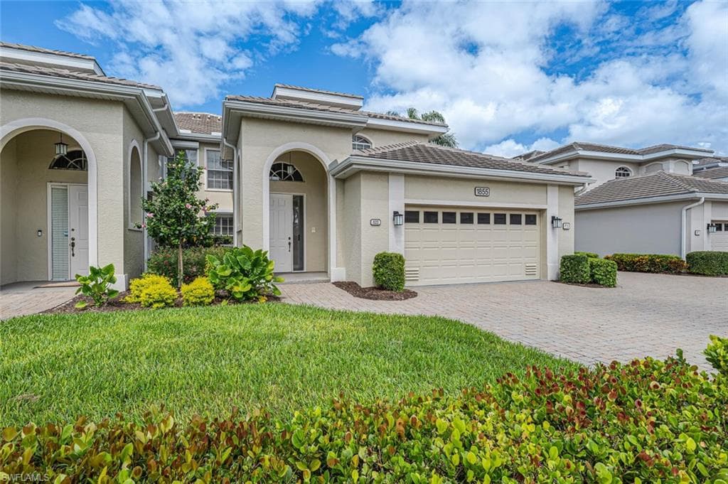 1855 Seville BLVD 522 NAPLES, FL 34109
