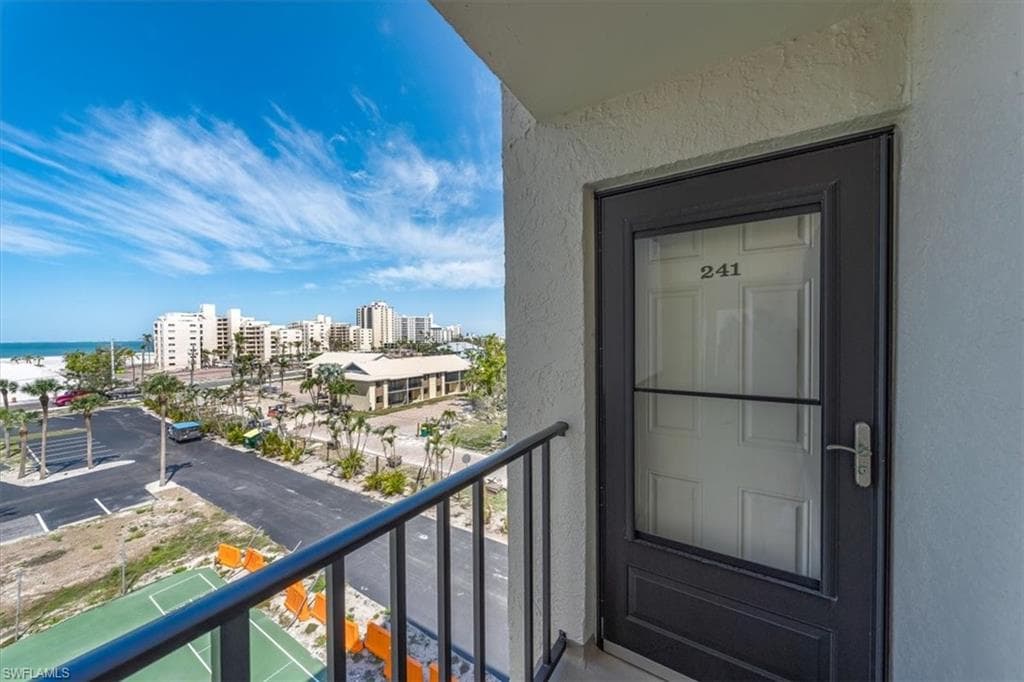 6899 Estero BLVD 241 FORT MYERS BEACH, FL 33931