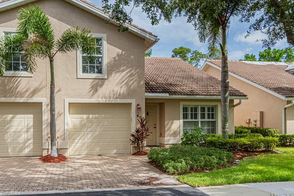 3535 Avion Woods CT 602 NAPLES, FL 34104