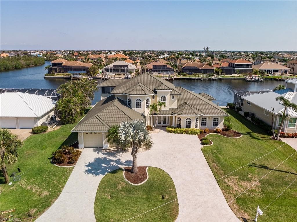 2823 SW 43rd LN CAPE CORAL, FL 33914