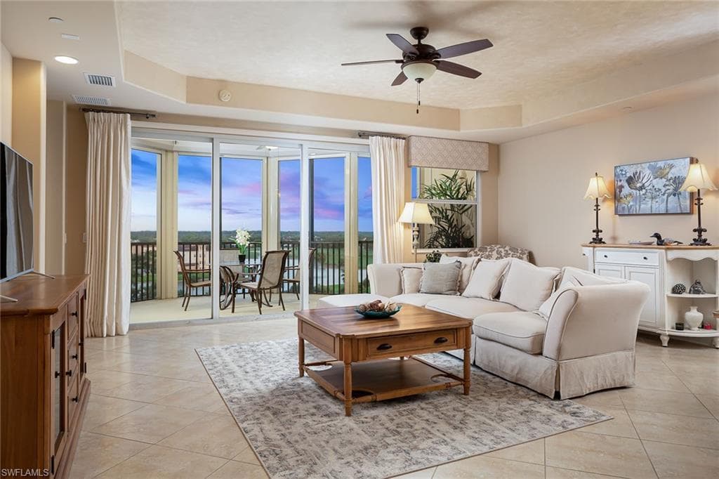 580 El Camino Real 3703 NAPLES, FL 34119