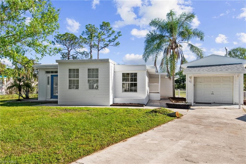 18320 Ace RD NORTH FORT MYERS, FL 33917