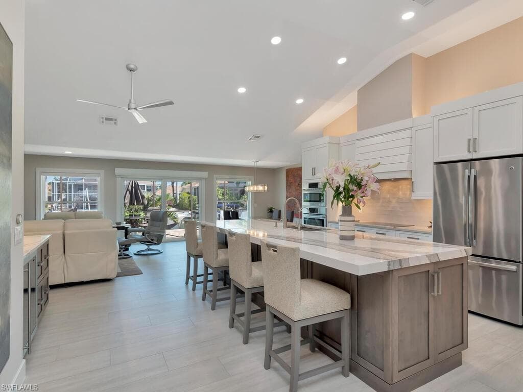 1180 Lamplighter CT MARCO ISLAND, FL 34145