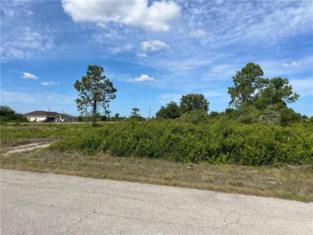 1803 Abbott AVE LEHIGH ACRES, FL 33972