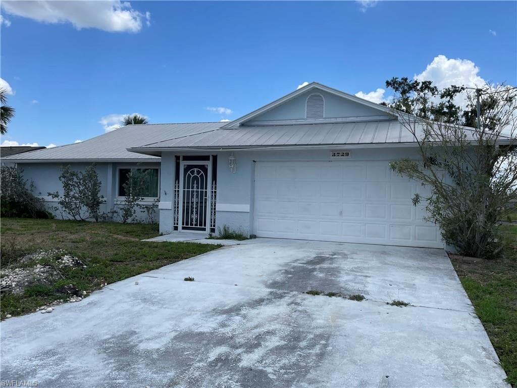 3729 SW 5th PL CAPE CORAL, FL 33914