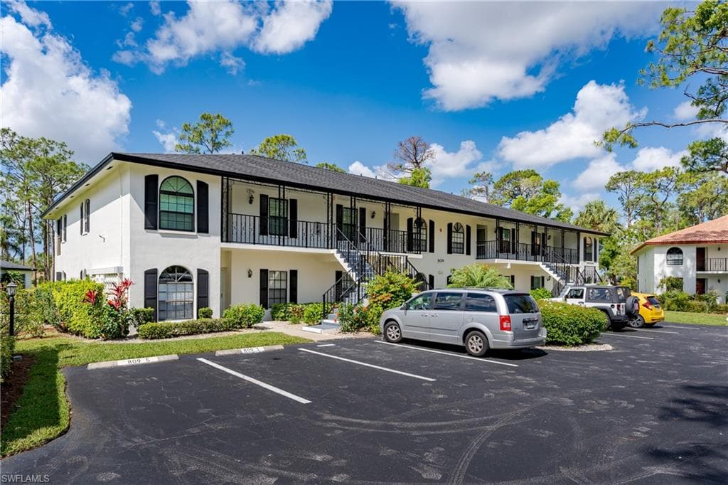 809 Augusta BLVD 809-6 NAPLES, FL 34113